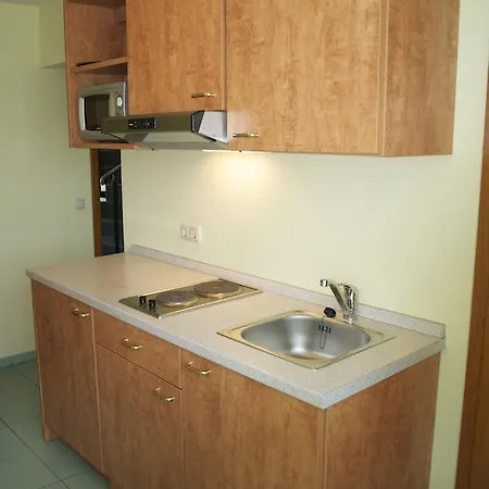 & Zum Himmel Rubenow