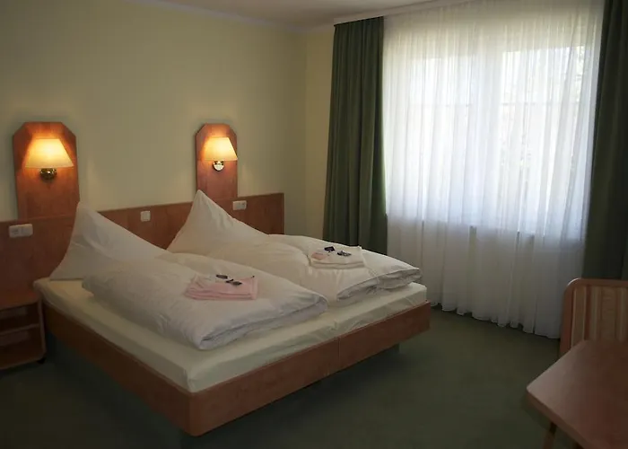 Hotel & Zum Himmel Rubenow